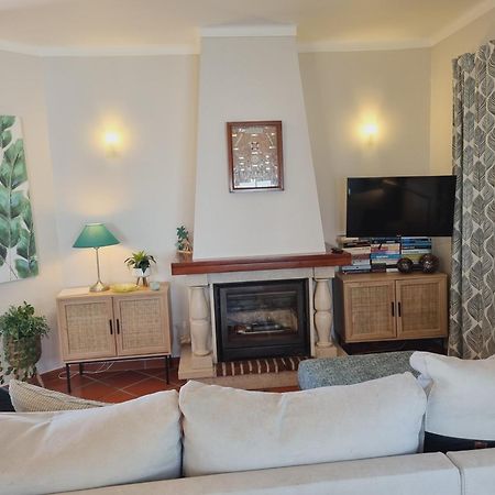 Apartamento Moura - Praia D'El Rey Golf, Surf & Beach Resort 普拉亚德尔瑞伊 外观 照片